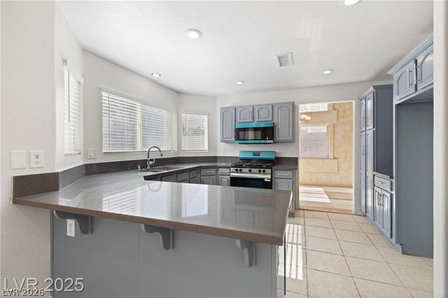 9361 West Gilmore Avenue, Las Vegas, NV 89129
