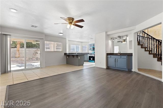 9361 West Gilmore Avenue, Las Vegas, NV 89129