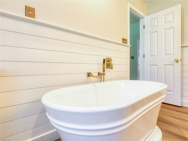 601 Guisborne CT, Chesapeake, VA 23322