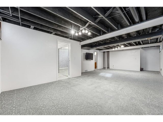 1055 S Elmira St, Denver, CO 80247