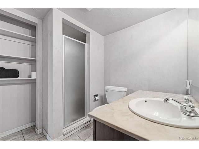 1055 S Elmira St, Denver, CO 80247