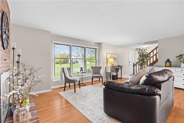 1252 Hardwood Lane, Webster, NY 14580