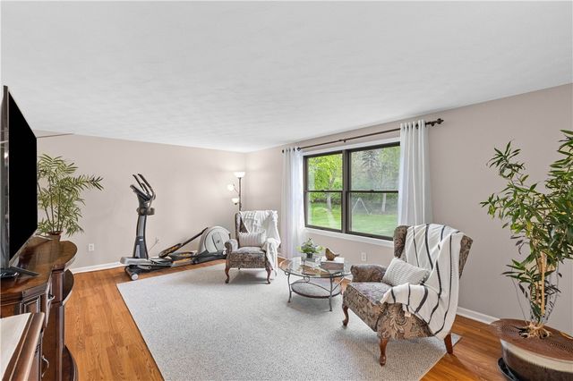 1252 Hardwood Lane, Webster, NY 14580