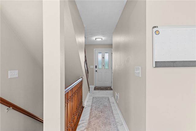 1252 Hardwood Lane, Webster, NY 14580
