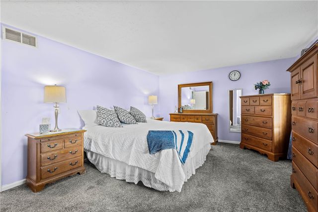 1252 Hardwood Lane, Webster, NY 14580