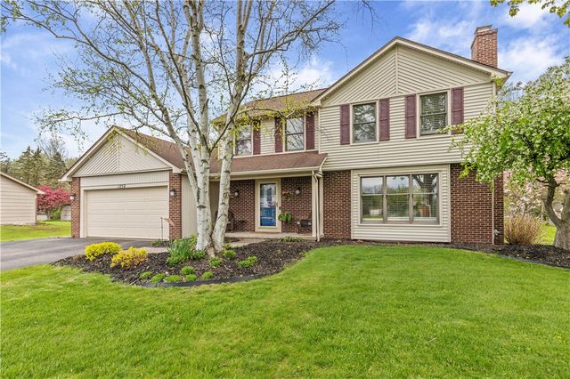 1252 Hardwood Lane, Webster, NY 14580