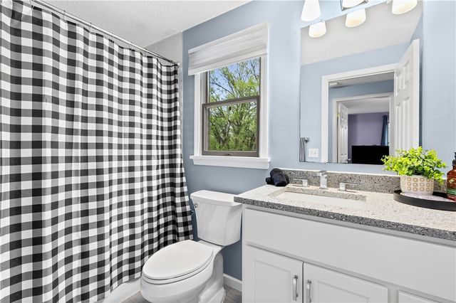 1252 Hardwood Lane, Webster, NY 14580