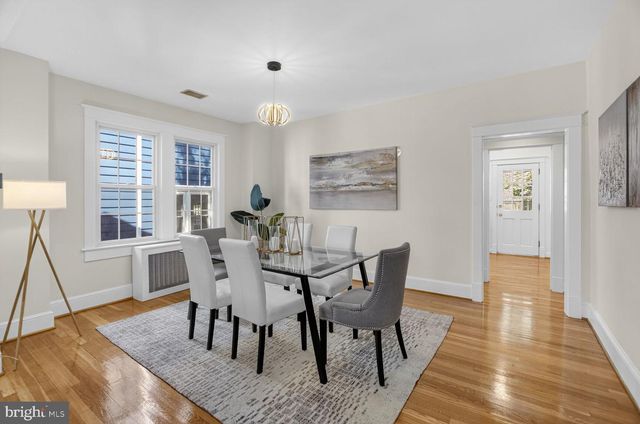 5241 42ND ST NW, Washington, DC 20015