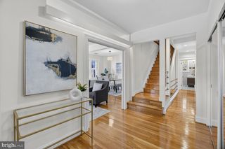 5241 42ND ST NW, Washington, DC 20015