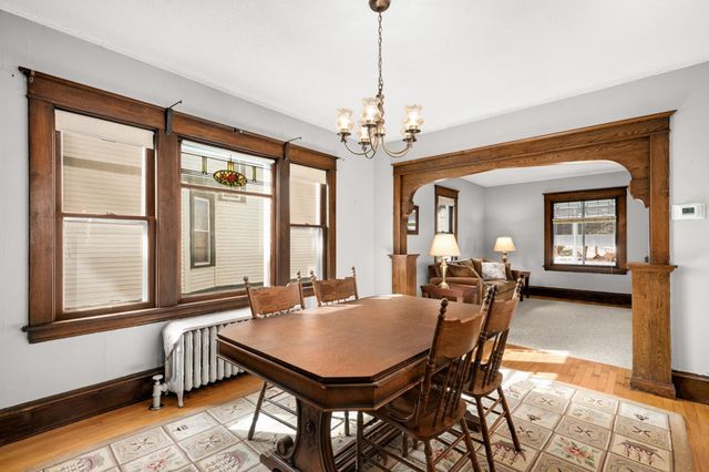 3237 29th Avenue S, Minneapolis, MN 55406