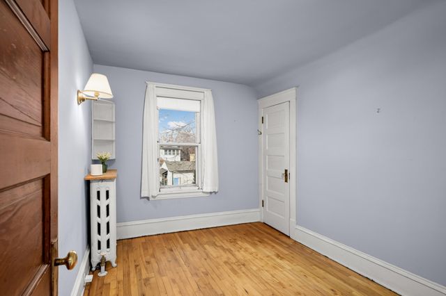 3237 29th Avenue S, Minneapolis, MN 55406