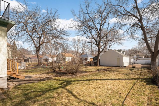 3237 29th Avenue S, Minneapolis, MN 55406