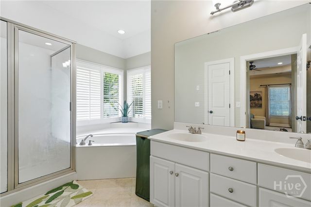 12 Baymeadow Lane, Savannah, GA 31405