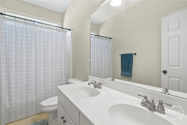 12 Baymeadow Lane, Savannah, GA 31405