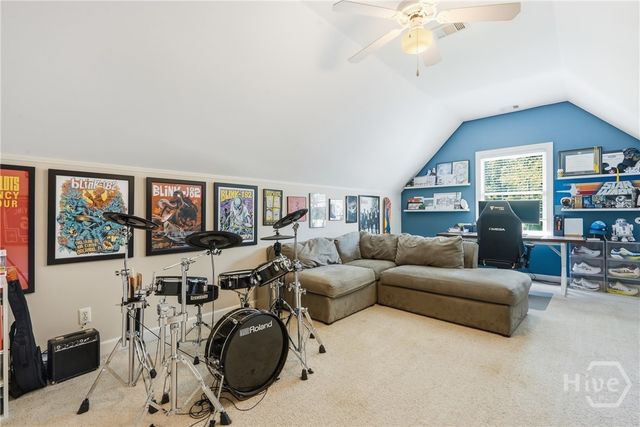 12 Baymeadow Lane, Savannah, GA 31405