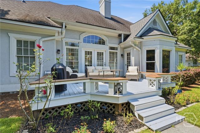 12 Baymeadow Lane, Savannah, GA 31405