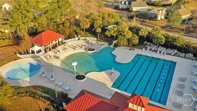 12 Baymeadow Lane, Savannah, GA 31405