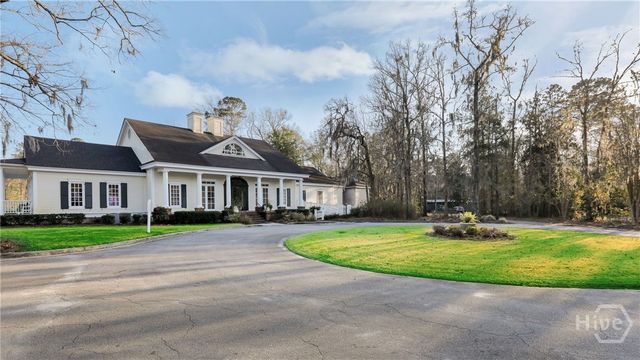 12 Baymeadow Lane, Savannah, GA 31405