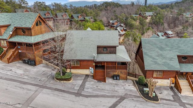 2006 Cougar Crossing Way, Sevierville, TN 37876