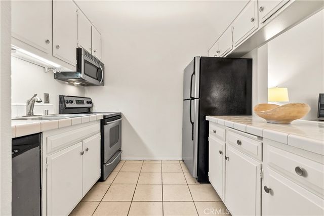906 Camino Real 202, Redondo Beach, CA 90277