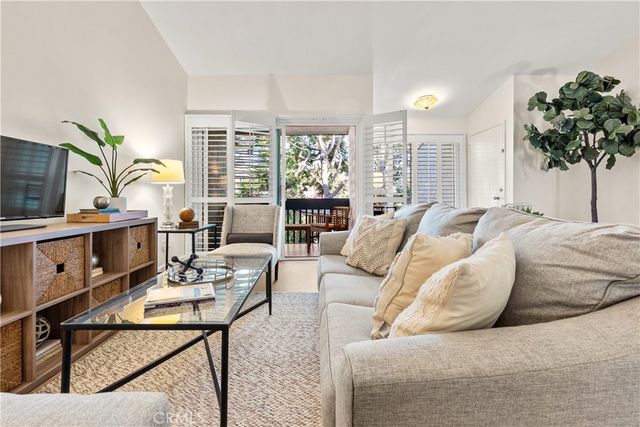 906 Camino Real 202, Redondo Beach, CA 90277