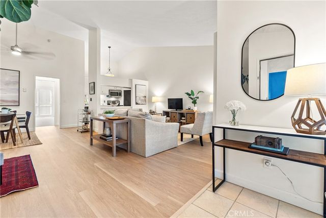906 Camino Real 202, Redondo Beach, CA 90277