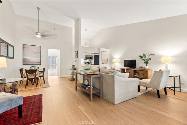 906 Camino Real 202, Redondo Beach, CA 90277