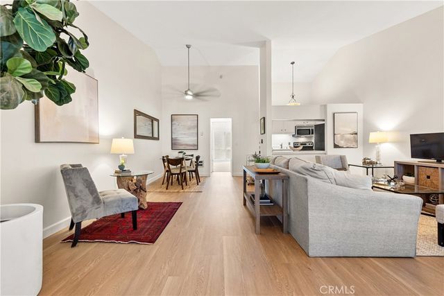 906 Camino Real 202, Redondo Beach, CA 90277