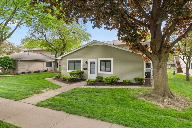 71 Lincoln Mills Road, East Rochester, NY 14445