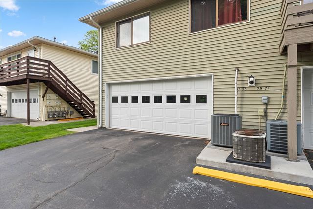 71 Lincoln Mills Road, East Rochester, NY 14445