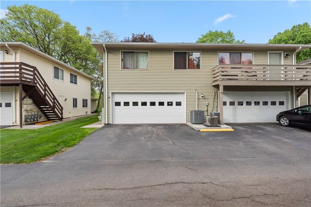 71 Lincoln Mills Road, East Rochester, NY 14445