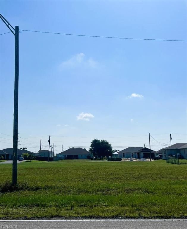 2713 Santa Barbara BLVD N, CAPE CORAL, FL 33993 — photo 4