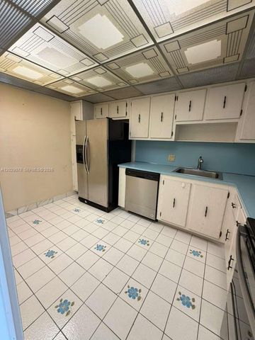 20379 W Country Club Dr 1433, Aventura, FL 33180