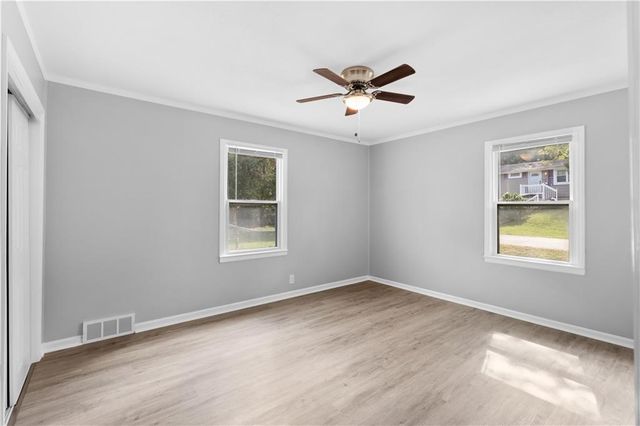 5433 Willow Avenue, Raytown, MO 64133