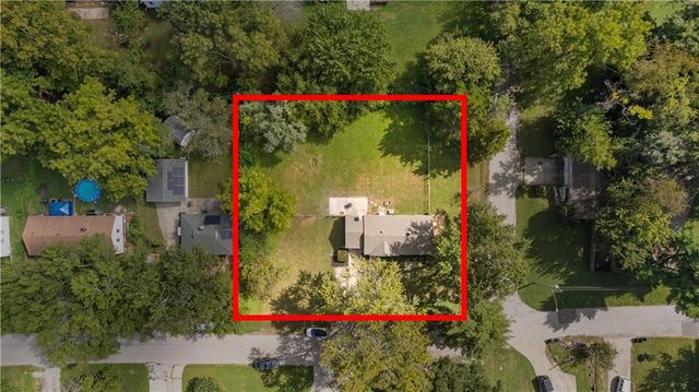 5433 Willow Avenue, Raytown, MO 64133