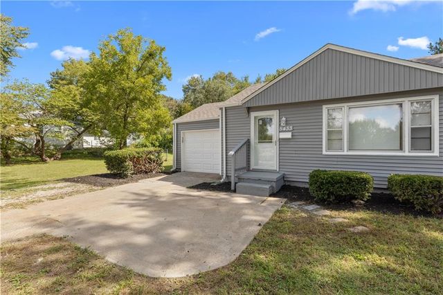 5433 Willow Avenue, Raytown, MO 64133