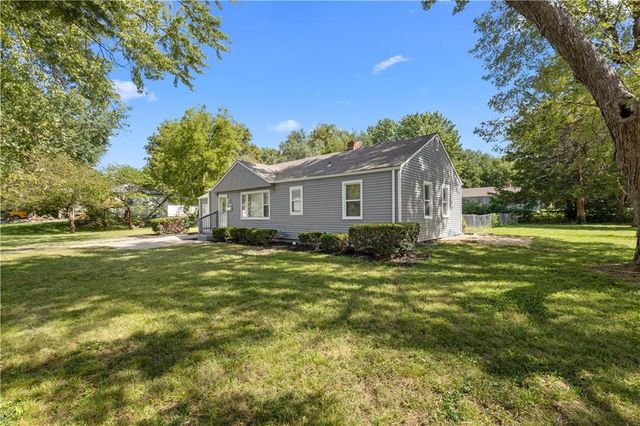 5433 Willow Avenue, Raytown, MO 64133
