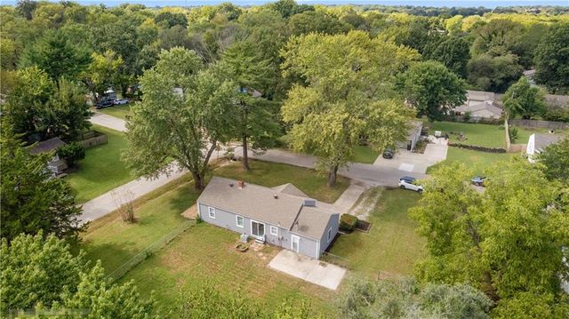 5433 Willow Avenue, Raytown, MO 64133