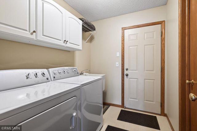 12677 Stoney Way, Eden Prairie, MN 55347