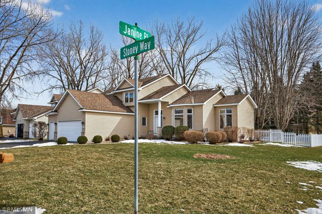 12677 Stoney Way, Eden Prairie, MN 55347