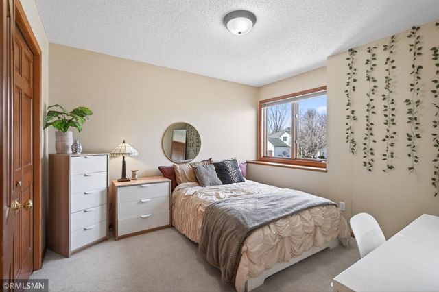 12677 Stoney Way, Eden Prairie, MN 55347