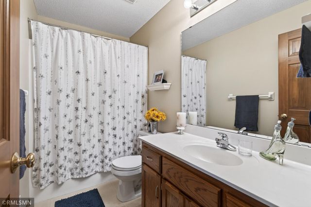 12677 Stoney Way, Eden Prairie, MN 55347