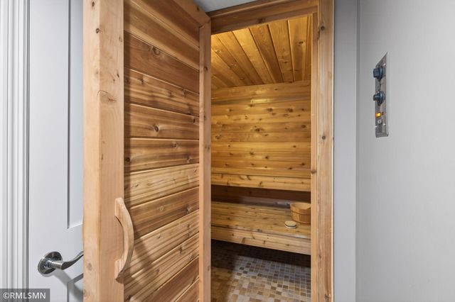 12677 Stoney Way, Eden Prairie, MN 55347