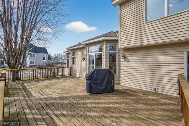 12677 Stoney Way, Eden Prairie, MN 55347