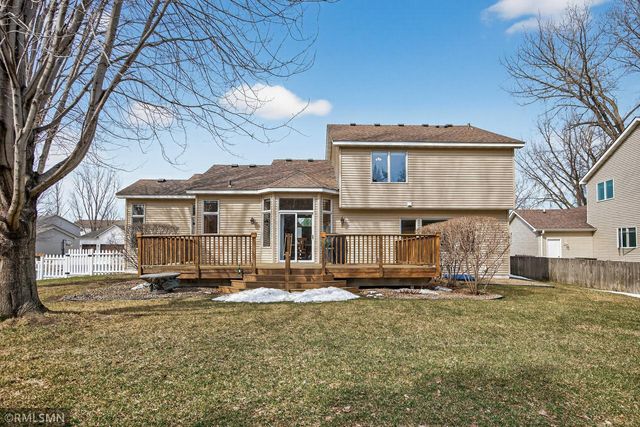 12677 Stoney Way, Eden Prairie, MN 55347