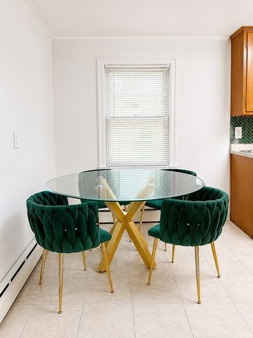 39 Lawnwood St, Springfield, MA 01119