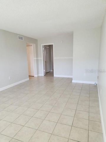 817 SKY LAKE CIRCLE A, Orlando, FL 32809