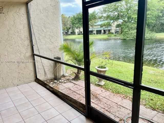 613 N University Dr 4, Plantation, FL 33324