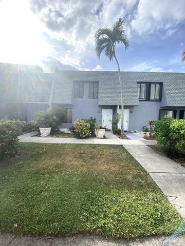 613 N University Dr 4, Plantation, FL 33324
