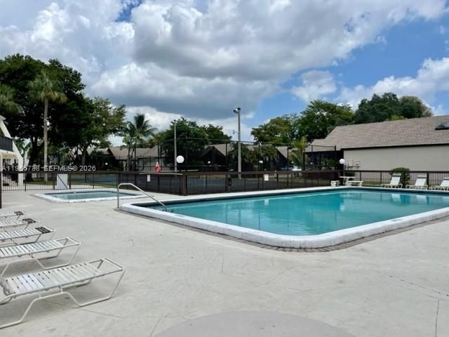 613 N University Dr 4, Plantation, FL 33324